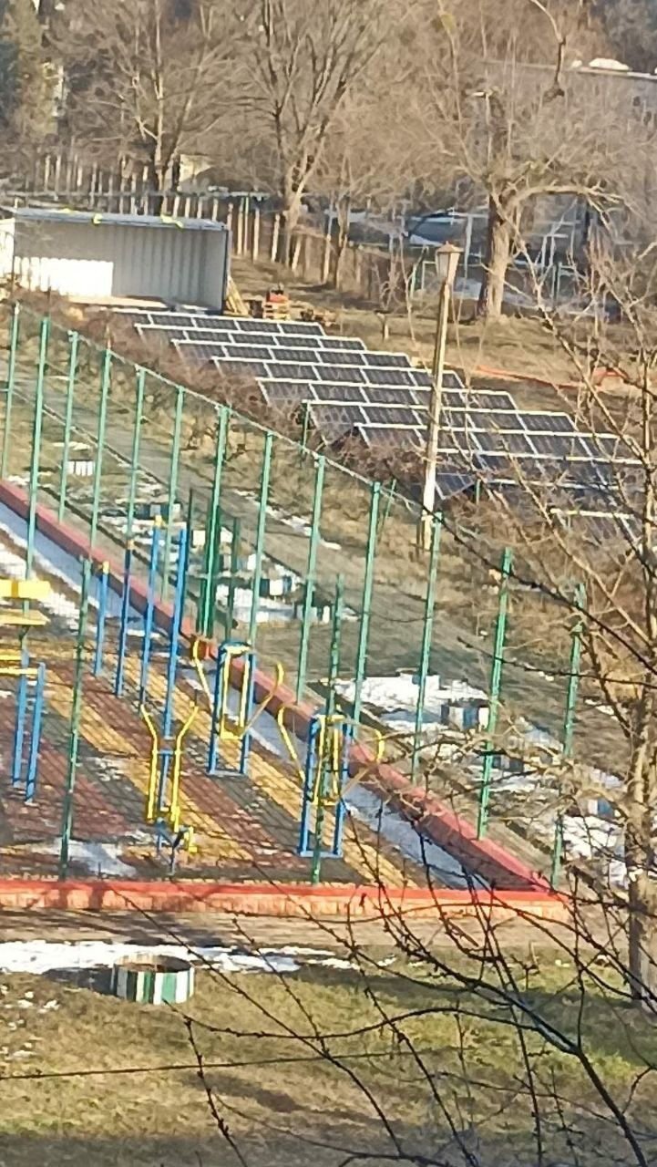 У Києві в психоневрологічному інтернаті встановили унікальну сонячну електростанцію 1