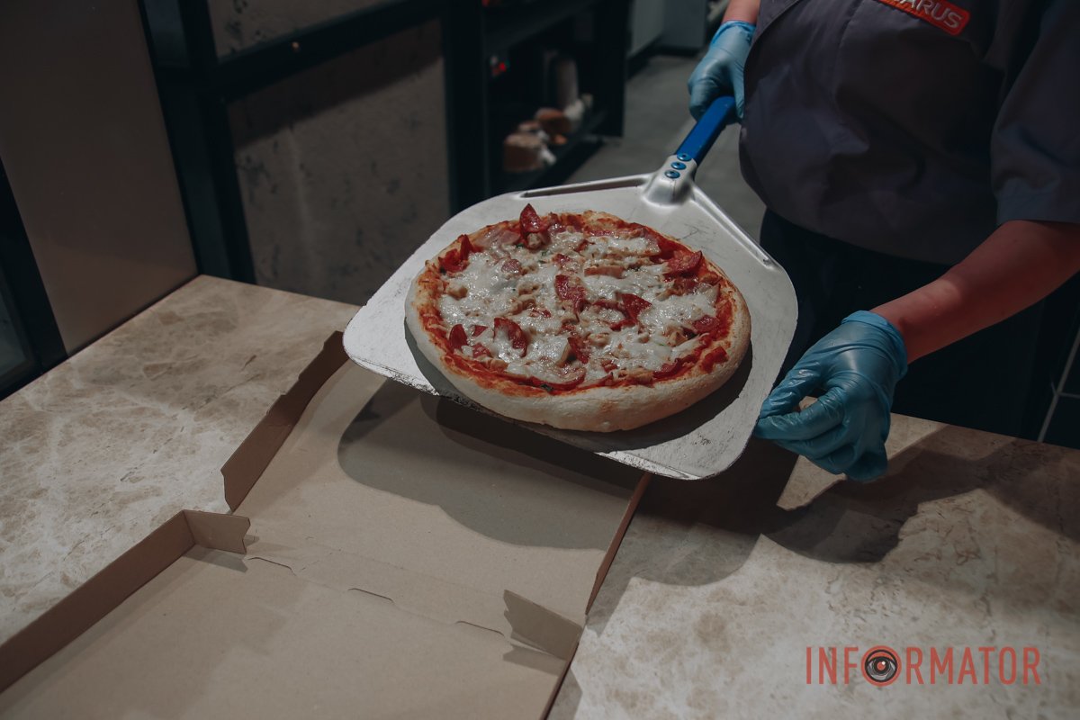 Відкрий для себе VARUS: власне виробництво та ексклюзивний інтер'єр. Екскурсія супермаркетом від Інформатор 15