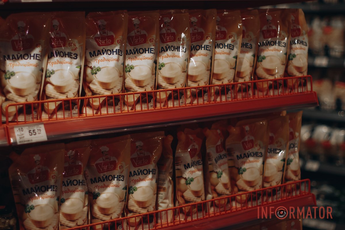 Відкрий для себе VARUS: власне виробництво та ексклюзивний інтер'єр. Екскурсія супермаркетом від Інформатор 25