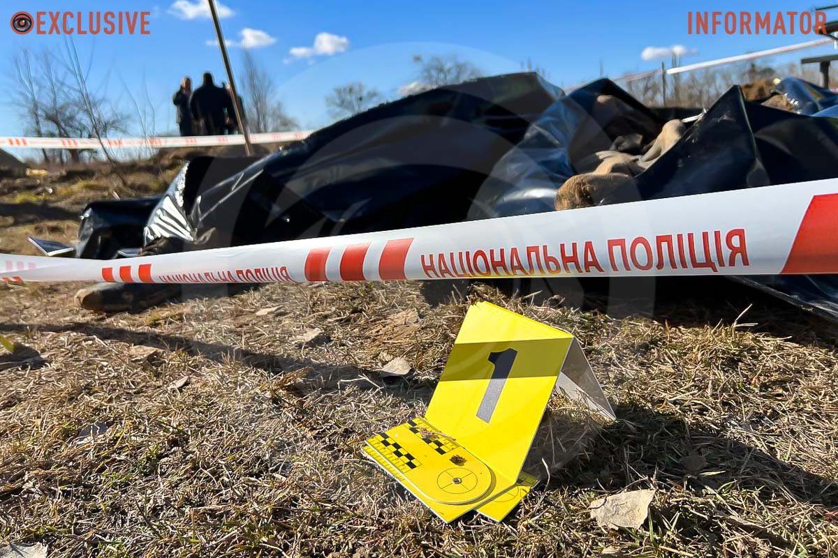 Під Києвом знайшли тіла трьох чоловіків, яких вбили під час окупації 7