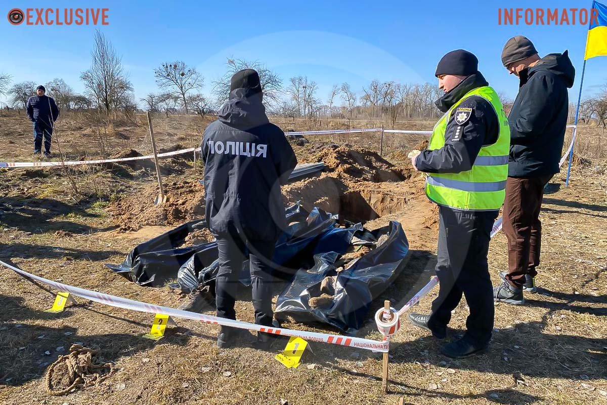 Під Києвом знайшли тіла трьох чоловіків, яких вбили під час окупації 9
