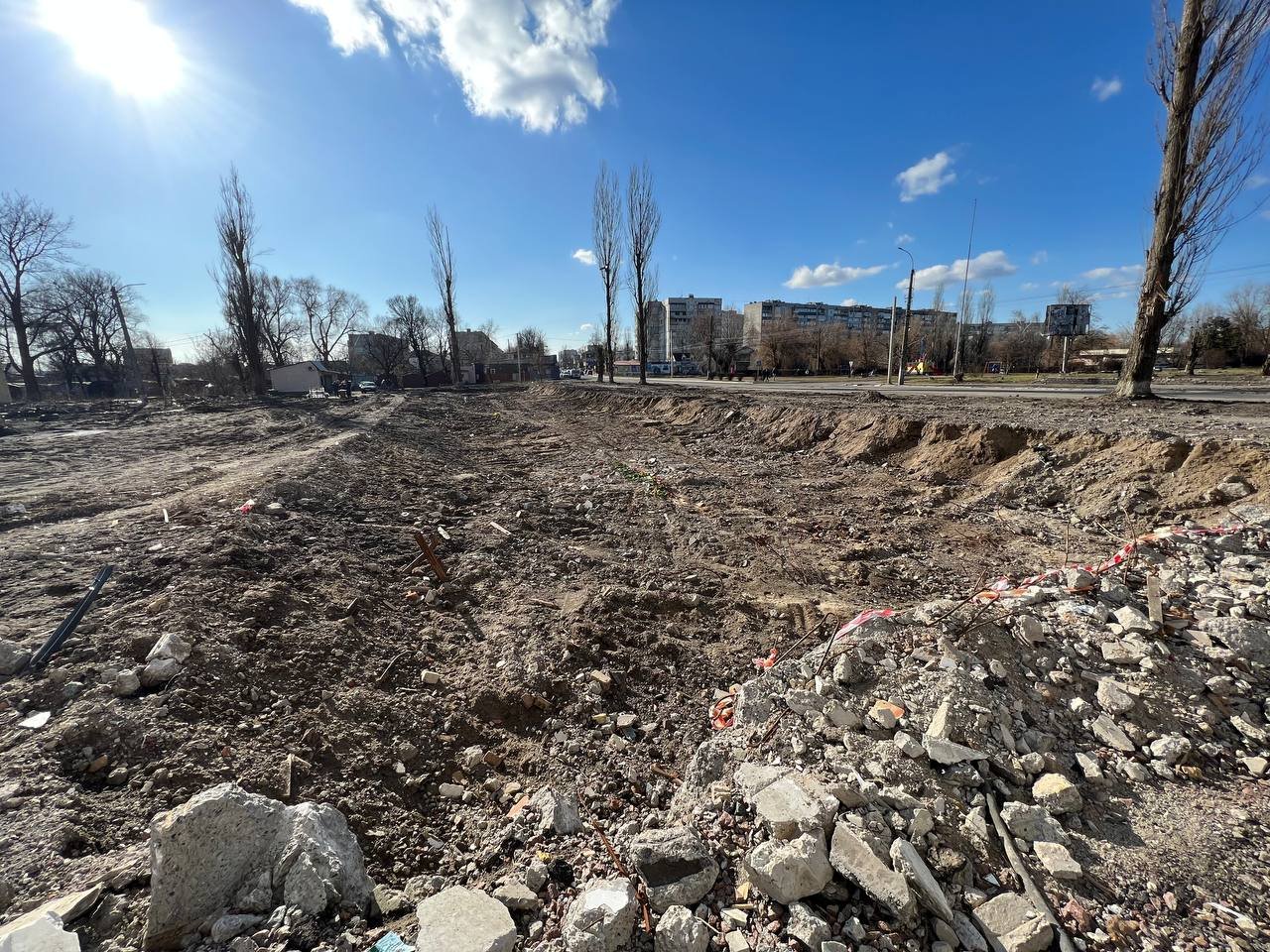 Річниця бомбардування Бородянки: як зараз виглядають зруйновані авіаударами багатоповерхівки 12