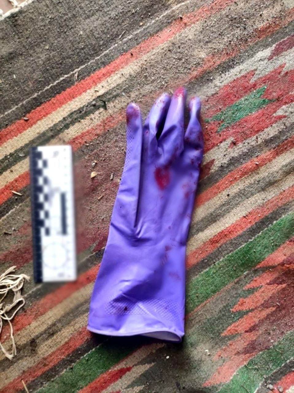 На Київщині чоловік зарізав товариша та сховав тіло на кладовищі 2