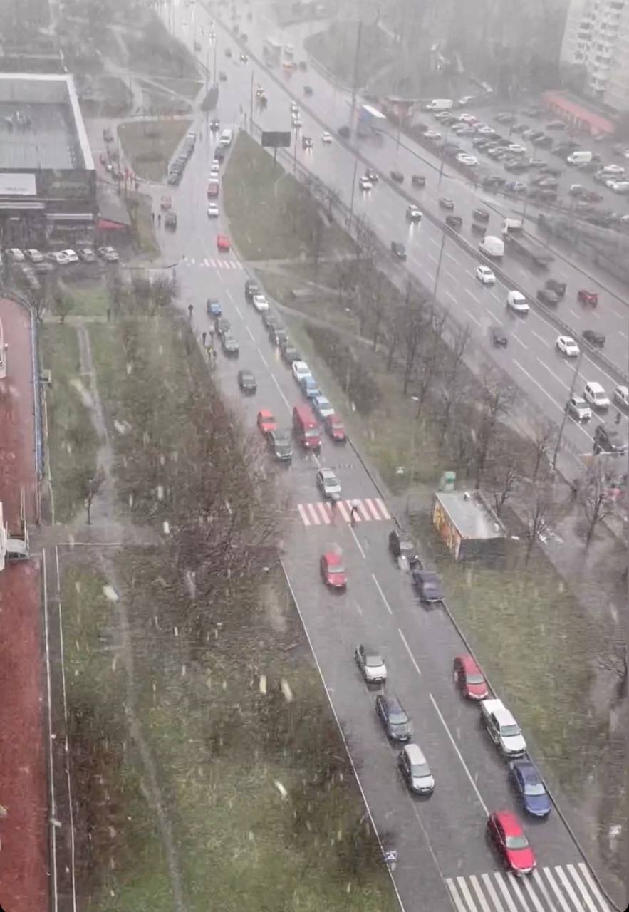 Київ засипає снігом: фото та відео 4