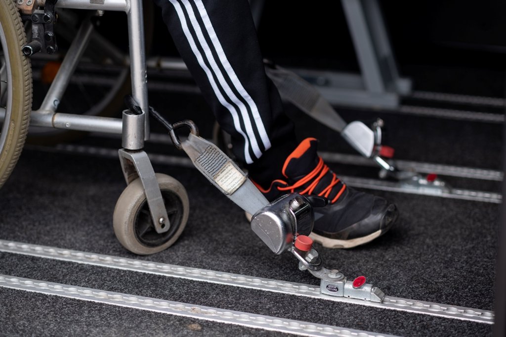 Вперше у Києві Uklon запустив клас авто для людей з інвалідністю, які користуються кріслом колісним 2