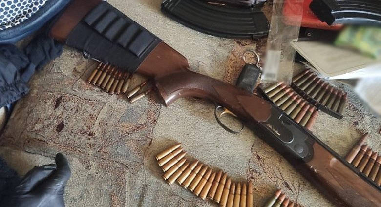 У Києві чоловік продавав неіснуючи автомобілі 3