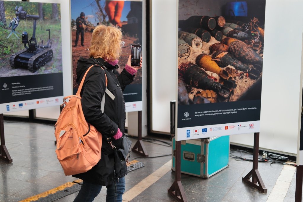 У Києві на станції метро «Золоті ворота» відкрилась нова виставка: що можна побачити 4