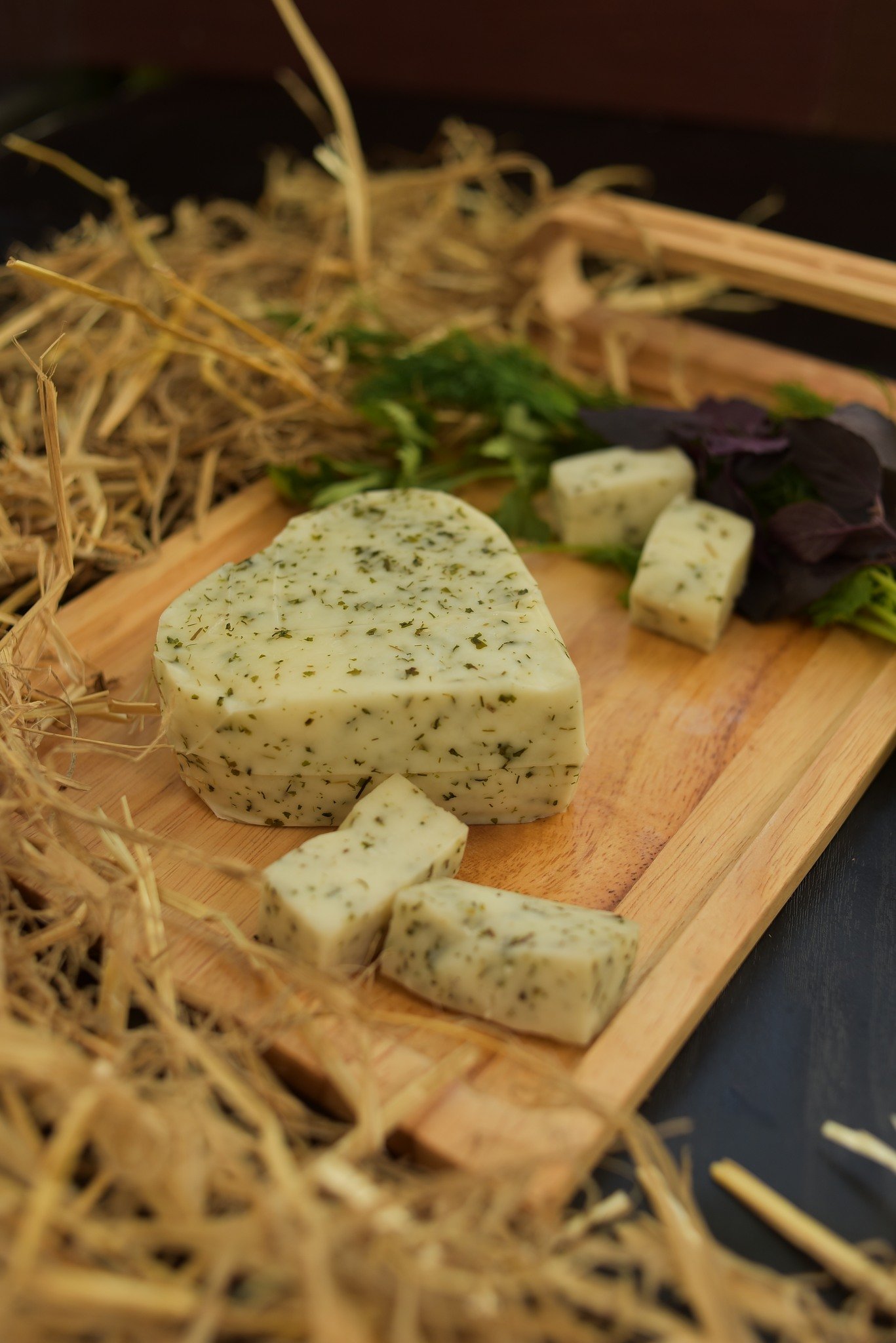 Що покласти у великодній кошик 2023: добірка крафтових продуктів від українських брендів 4