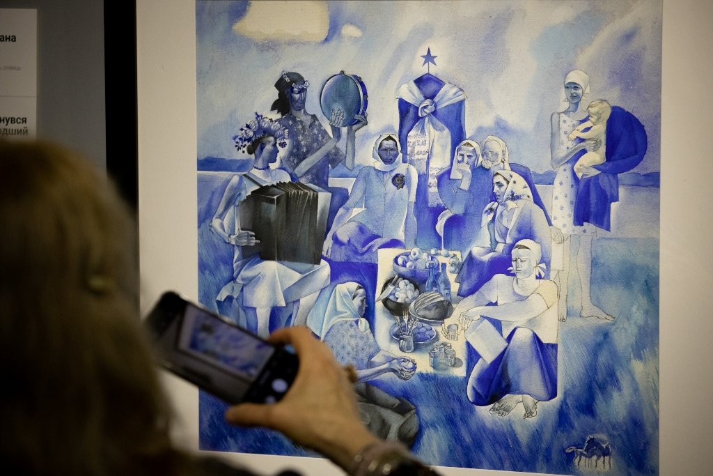 У Києві відкрилась нова виставка киянки в еміграції: де побачити 4