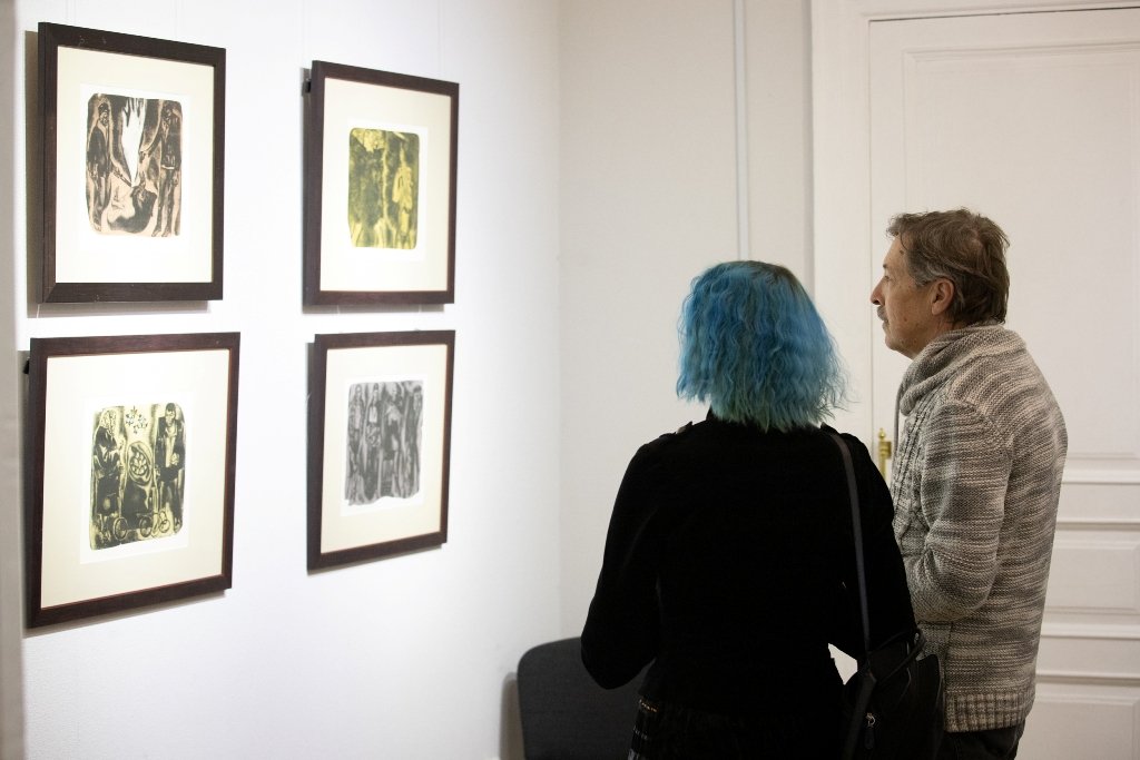 У Києві відкрилась нова виставка киянки в еміграції: де побачити 5