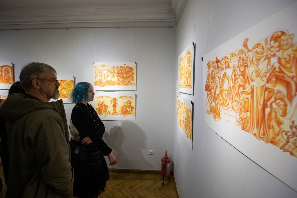 У Києві відкрилась нова виставка киянки в еміграції: де побачити 9