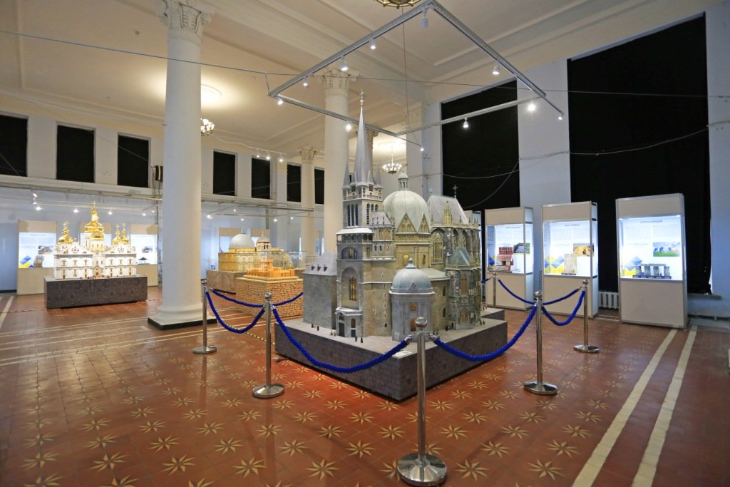 Куди піти у Києві: які локації вже працюють на ВДНГ 6