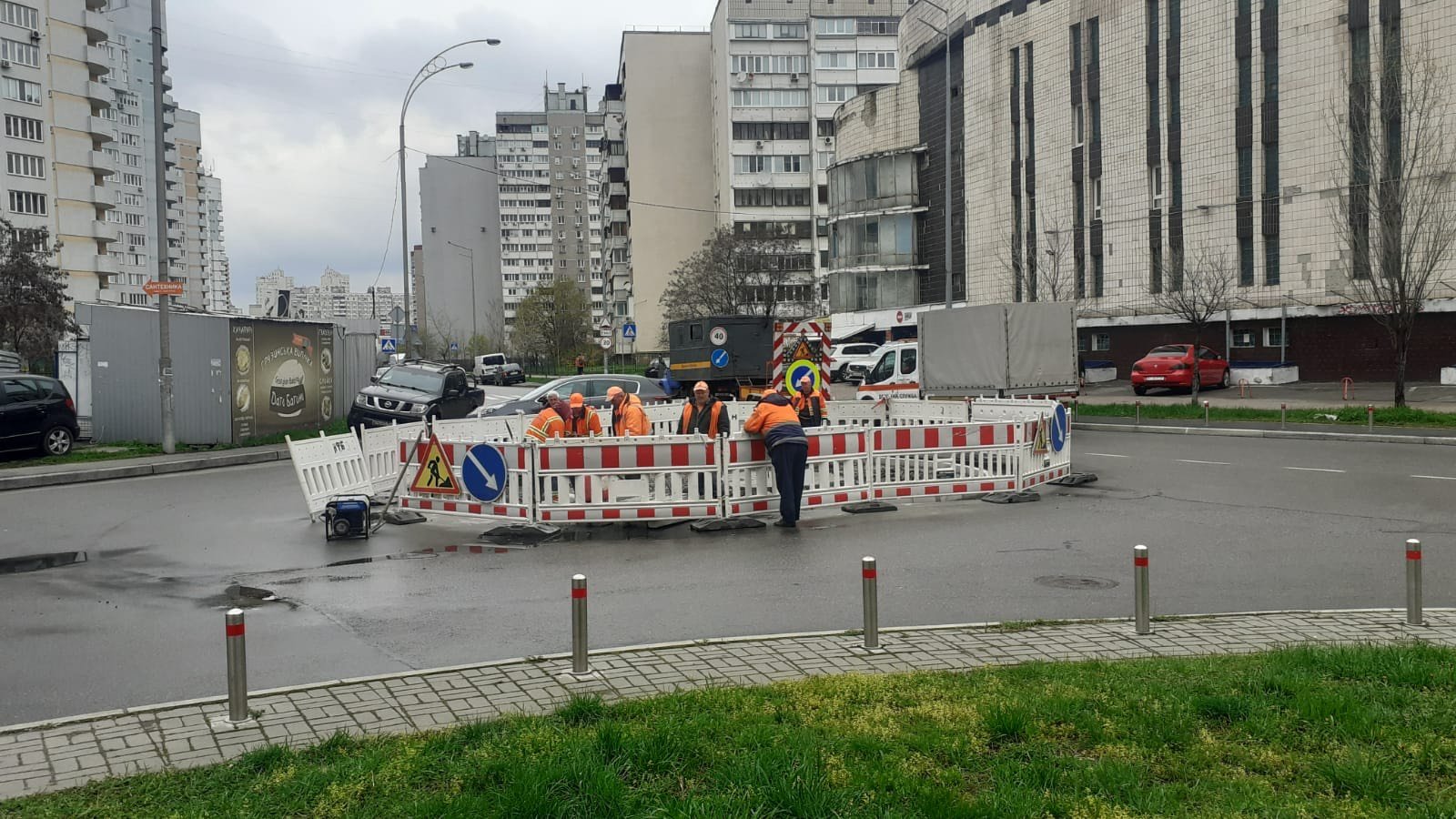 У Києві облаштовують нові кільцеві розв’язки для підвищення безпеки руху 1