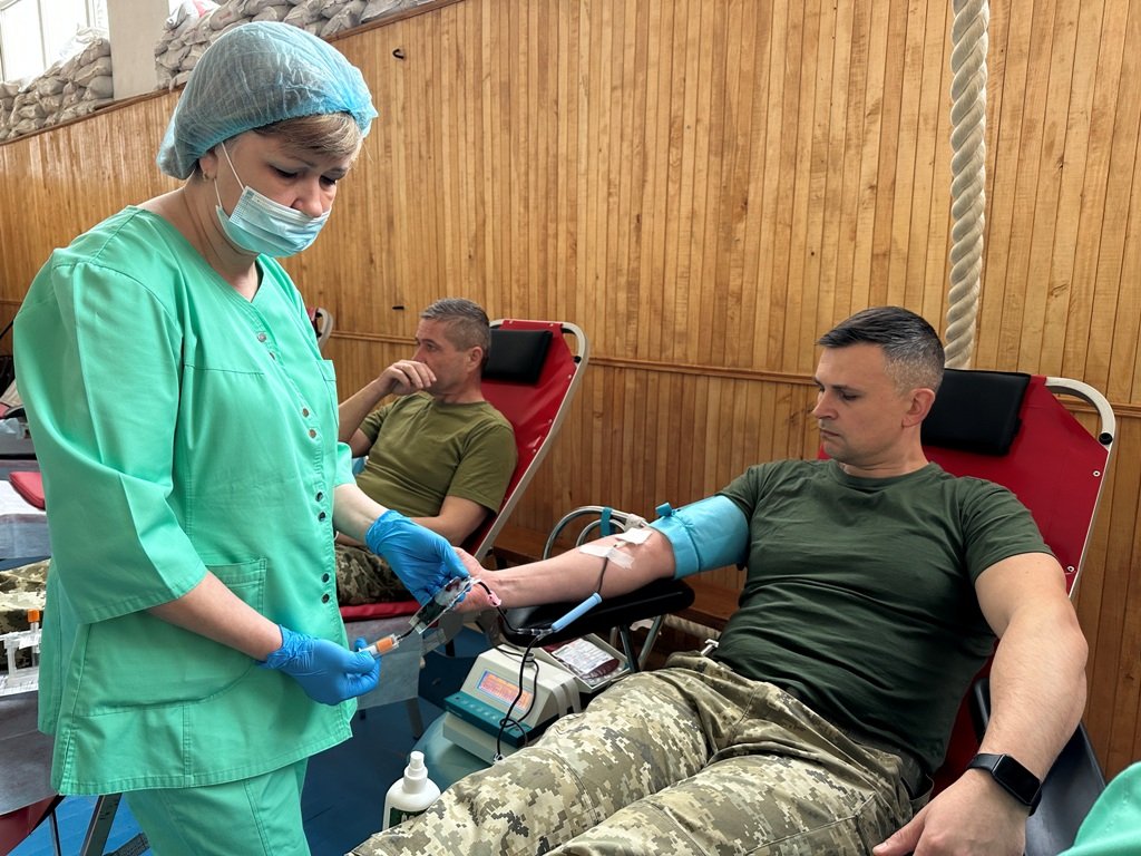 Прикордонники Києва встановили рекорд України з найбільшої кількості донорської крові 2