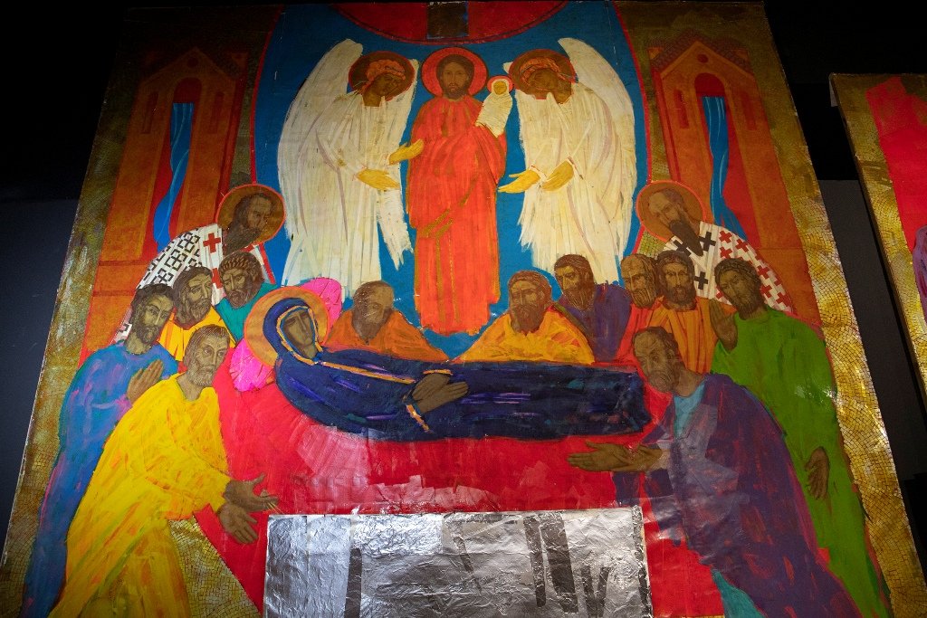 Куди піти у Києві: де побачити розписи храму на Київщині, який обстреляли росіяни під час окупації 1