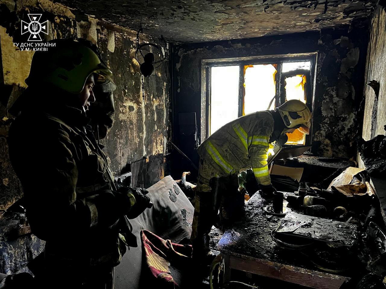 У Києві загорілась багатоповерхівка: у квартирі знайшли тіло жінки 2