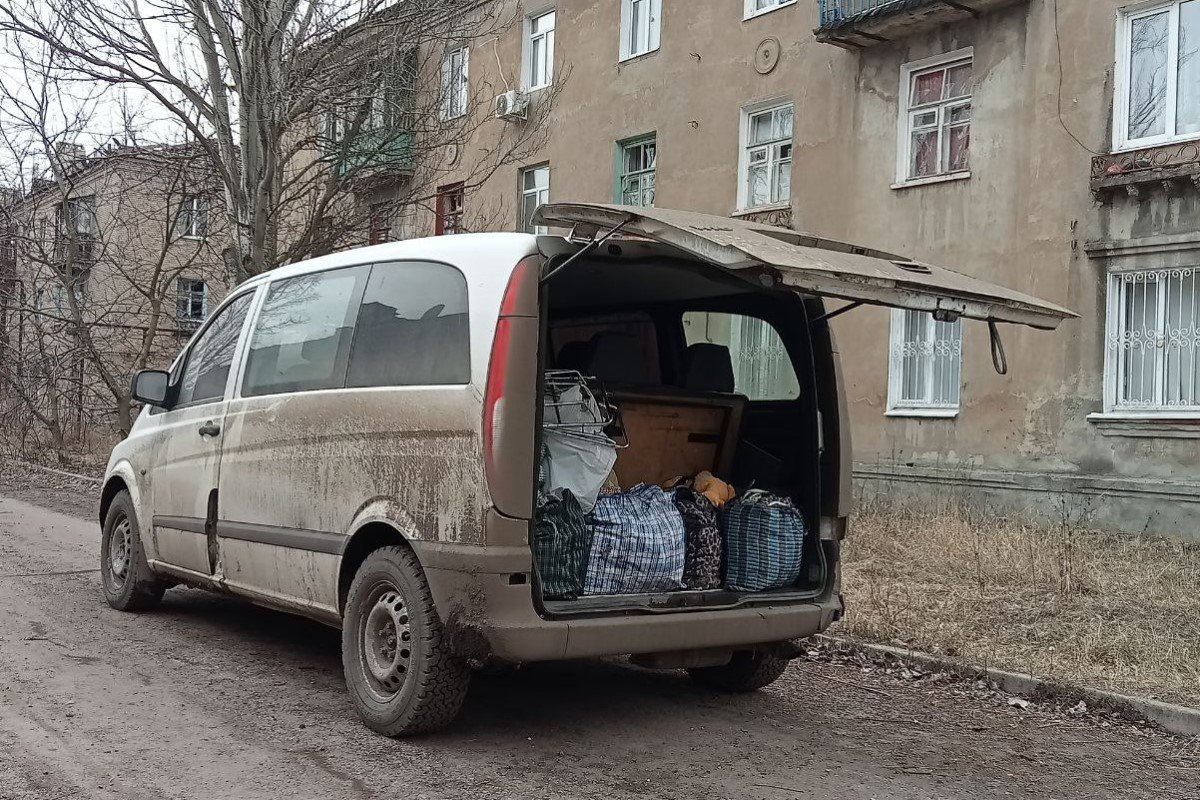 Куди звертатись для евакуації рідних: ГО Help People вивезли 20 тисяч людей з прифронтових та окупованих територій 3