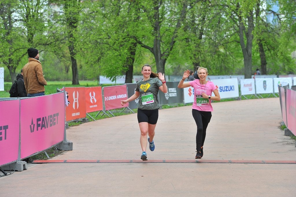 Київський півмарафон незламності: 2000 бігунів зібрали понад 400 тисяч гривень для Медичного батальйону “Госпітальєри” 7