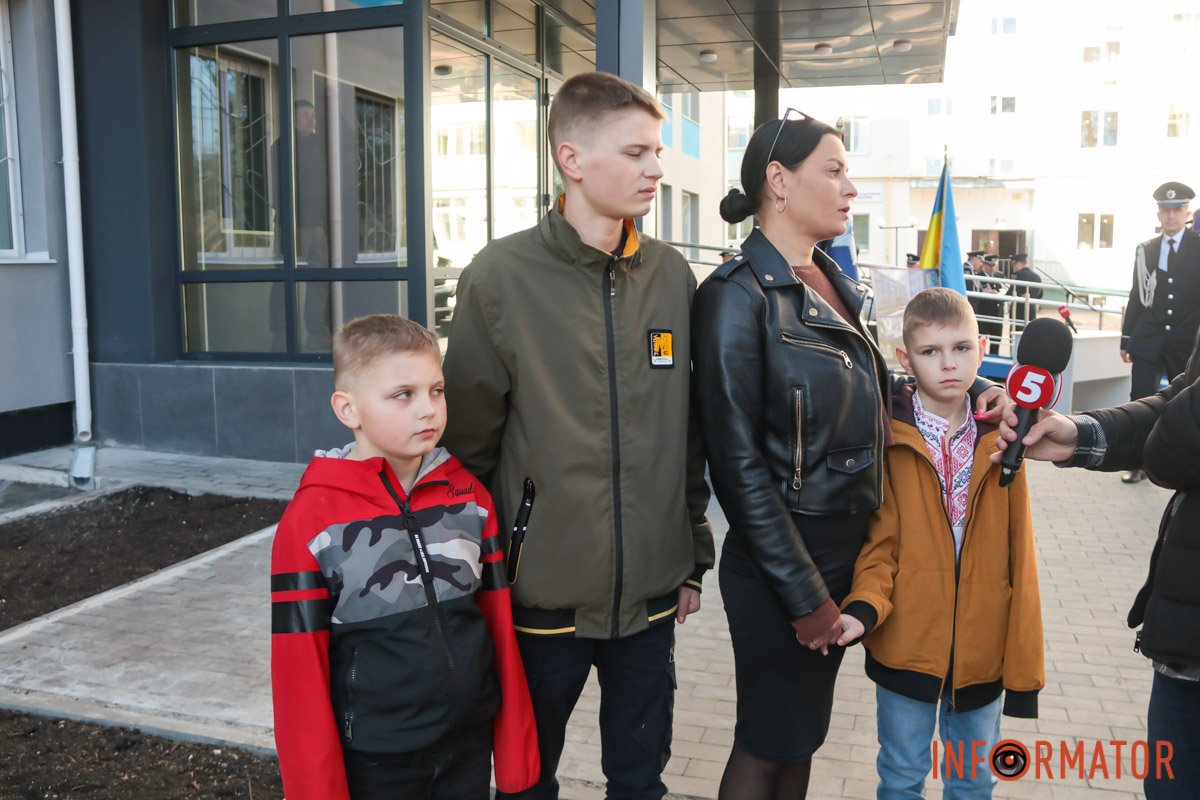 На Київщині відкрили оновлений відділ поліції, який було зруйновано під час наступу на Ірпінь 4