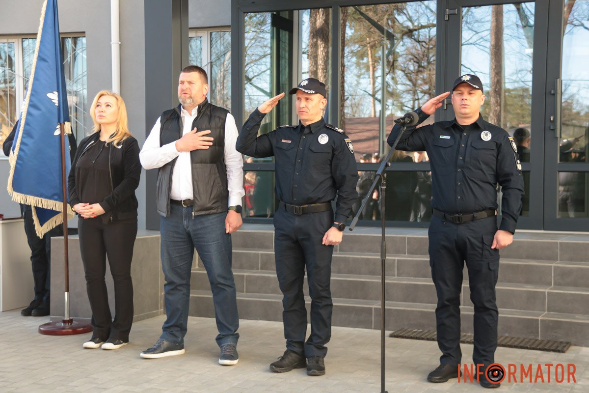 На Київщині відкрили оновлений відділ поліції, який було зруйновано під час наступу на Ірпінь 6