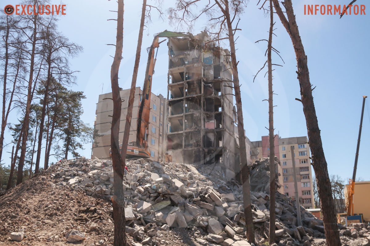 В Ірпені зносять будинок з малюнком Бенксі: як виглядає місце зараз 12