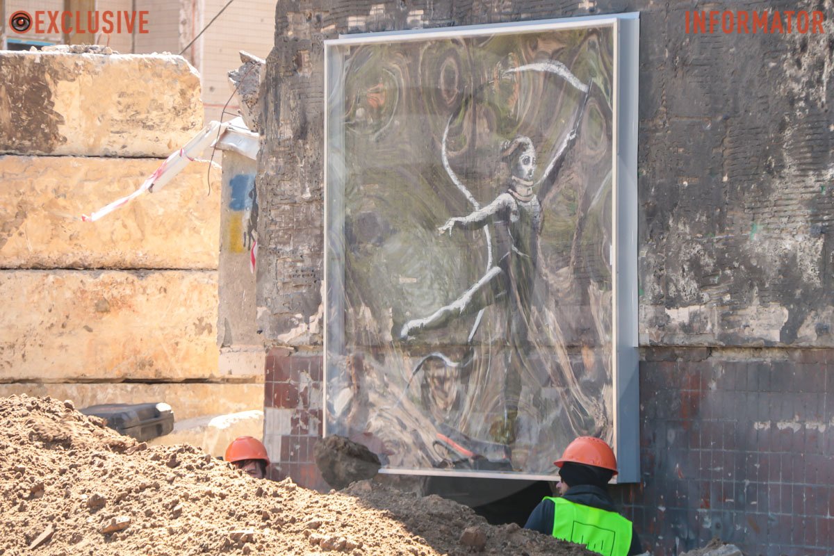 В Ірпені зносять будинок з малюнком Бенксі: як виглядає місце зараз 17