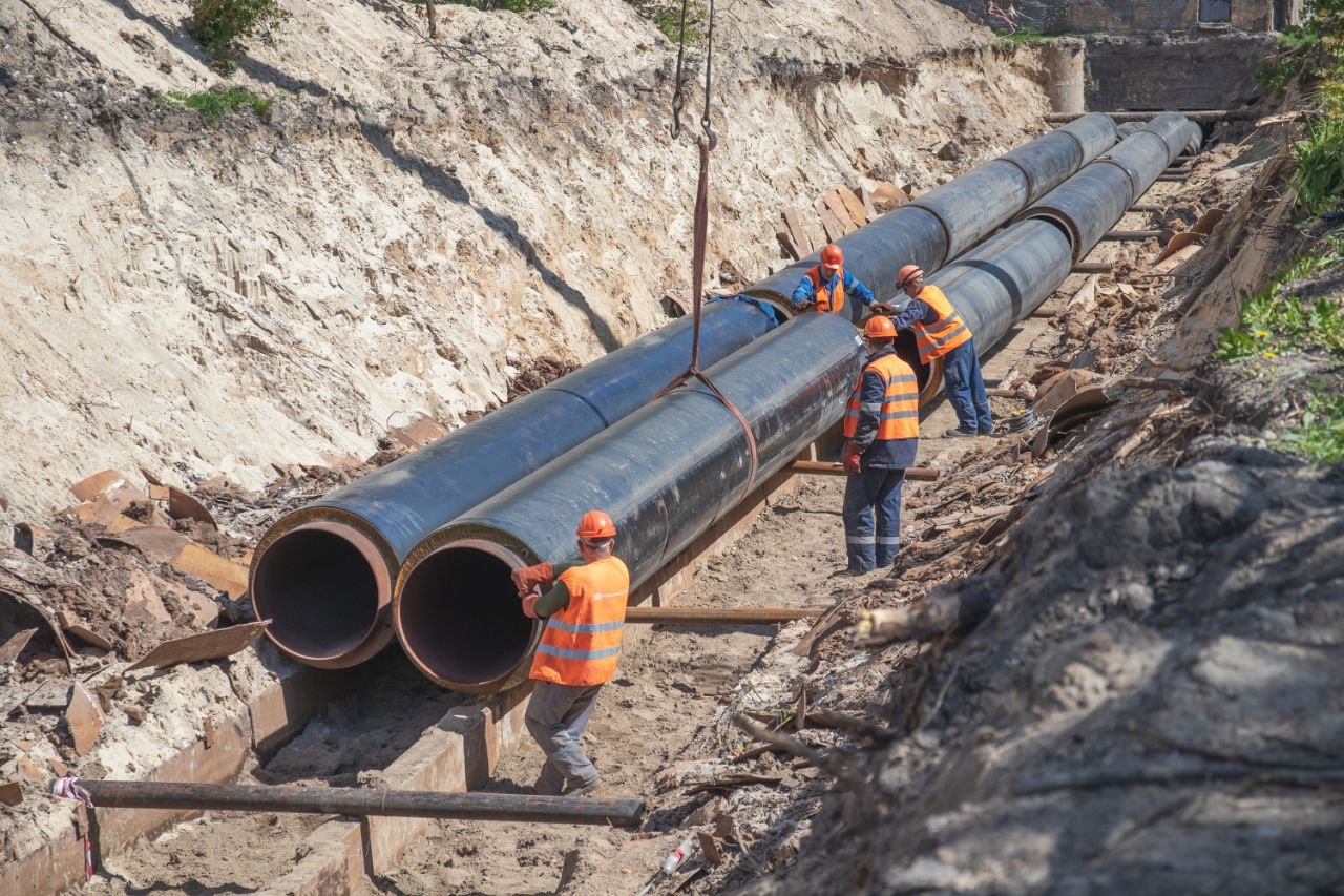 У Києві на Південній Борщагівці перекопали вулиці та двори: що сталось 4
