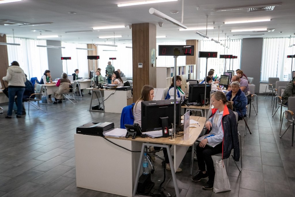 У Святошинському районі Києві відкрили новий підрозділ ЦНАП: як виглядає і які послуги надає 4