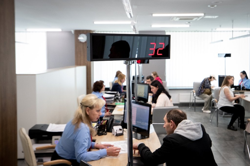 У Святошинському районі Києві відкрили новий підрозділ ЦНАП: як виглядає і які послуги надає 5