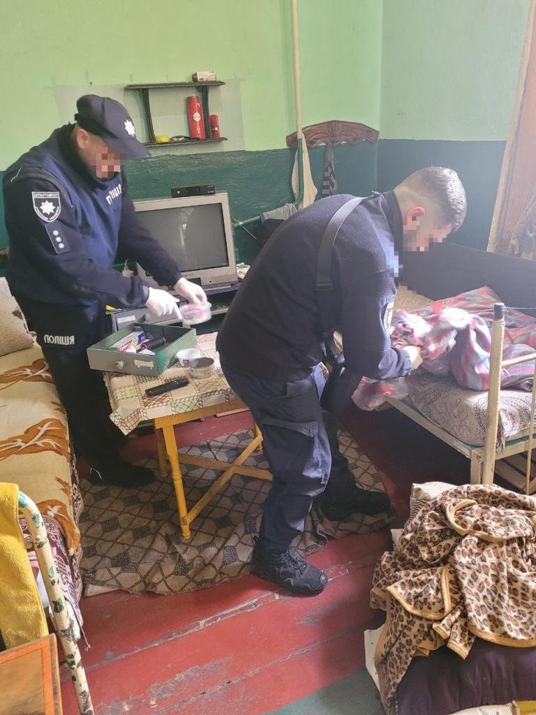 У Києві в’язні СІЗО продавали неіснуючі генератори та видавали себе за військовослужбовців 3