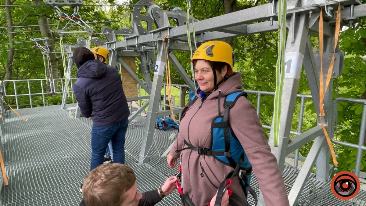 У Києві відкрилась канатна дорога через Дніпро: як працює та ціни 5