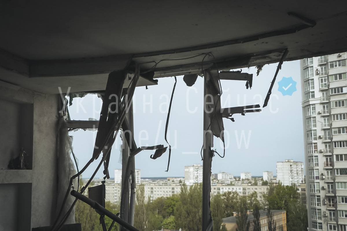 Як виглядає зсередини квартира в Святошинському районі, в яку влучив уламок дрону 8 травня 4