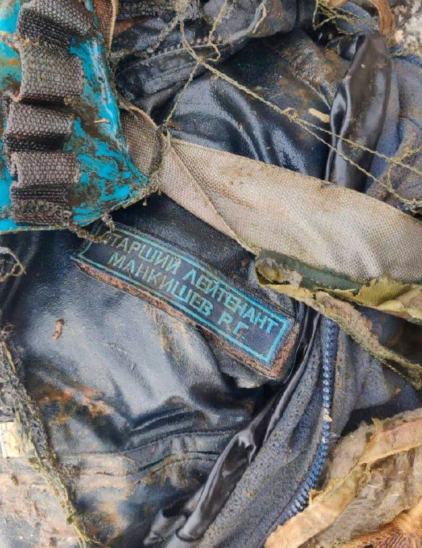 У Київському водосховищі виловили тіло російського пілота 1