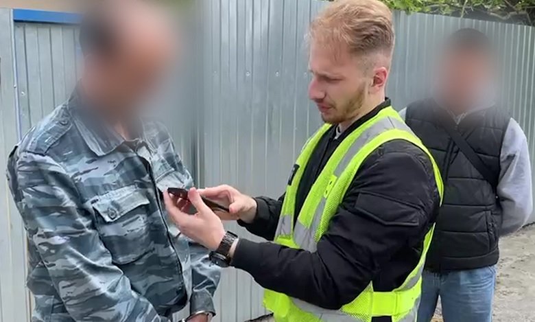 Обіцяв родичам за гроші вивезти поранених бійців з передової: у Києві затримали шахрая 1