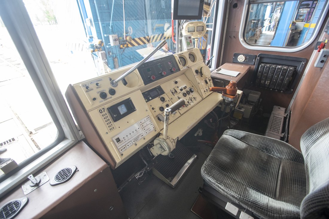 У Києві перевірили першу партію ваногів метро з Варшави: як виглядають 5