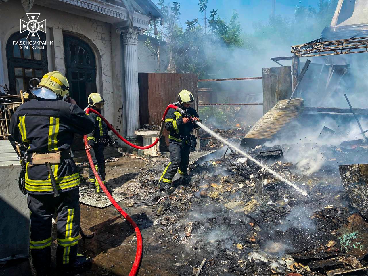 У Києві почались пожежі на сміттєзвалищах: триває надзвичайний рівень небезпеки 5