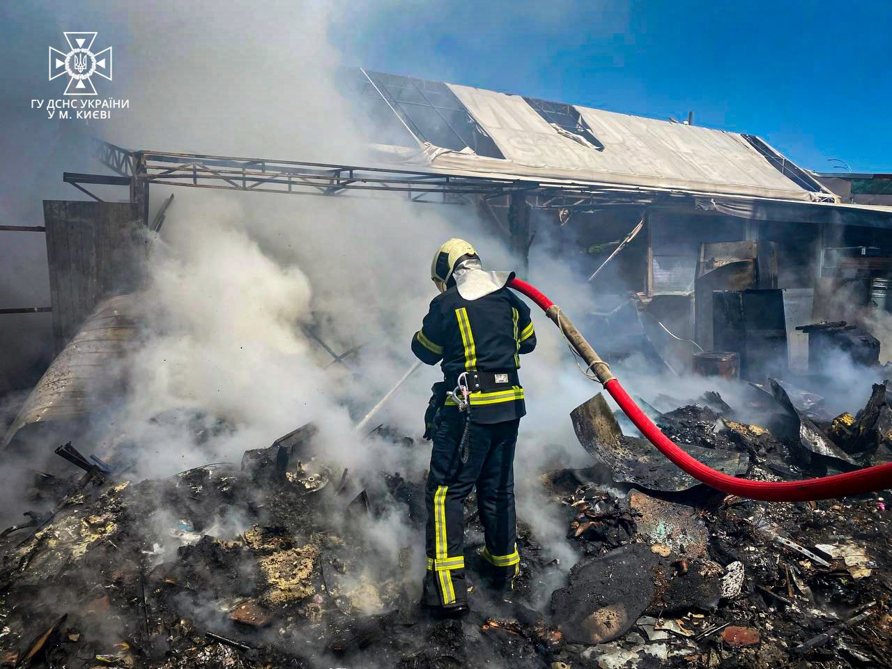 У Києві почались пожежі на сміттєзвалищах: триває надзвичайний рівень небезпеки 6