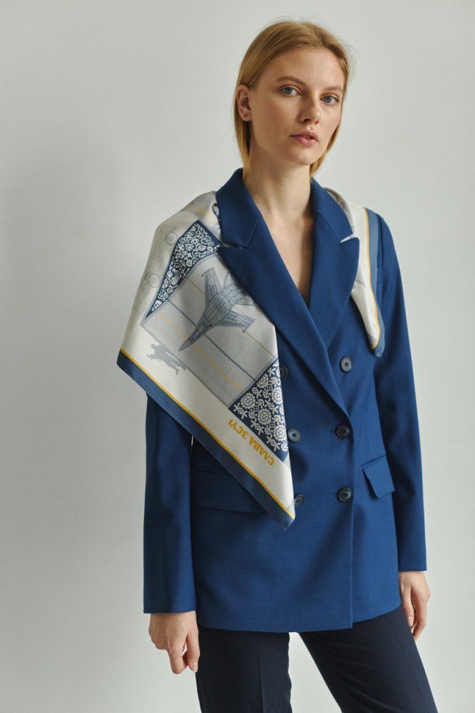 Каштани та Батьківщина-Мати: добірка українських брендів, що створюють речі з київською символікою 6