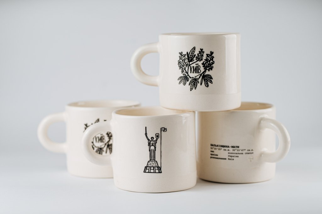 Каштани та Батьківщина-Мати: добірка українських брендів, що створюють речі з київською символікою 12