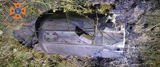 На Київщині після нічної атаки уламки ракет впали у шести населених пунктах: наслідки руйнувань 5