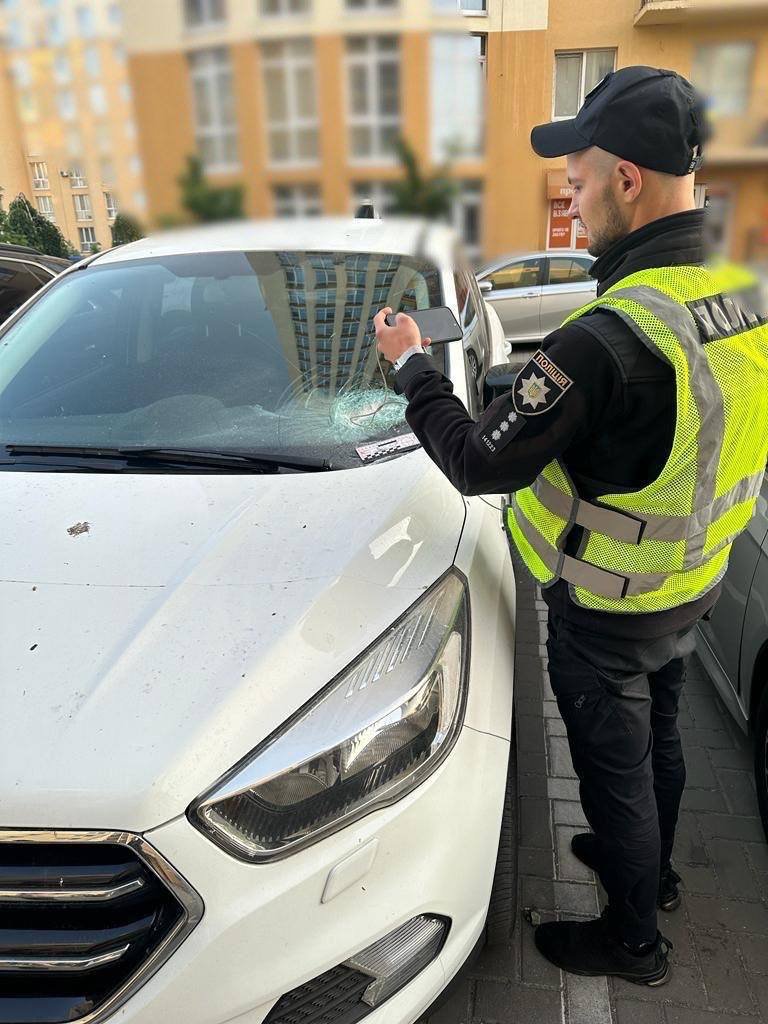 На Київщині після атаки дроків 30 травня пошкоджено 17 житлових будинків 4