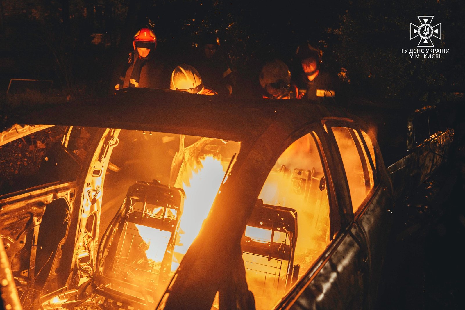 Масована атака Києва 30 травня: через обстіл у трьох районах сталися пожежі 6