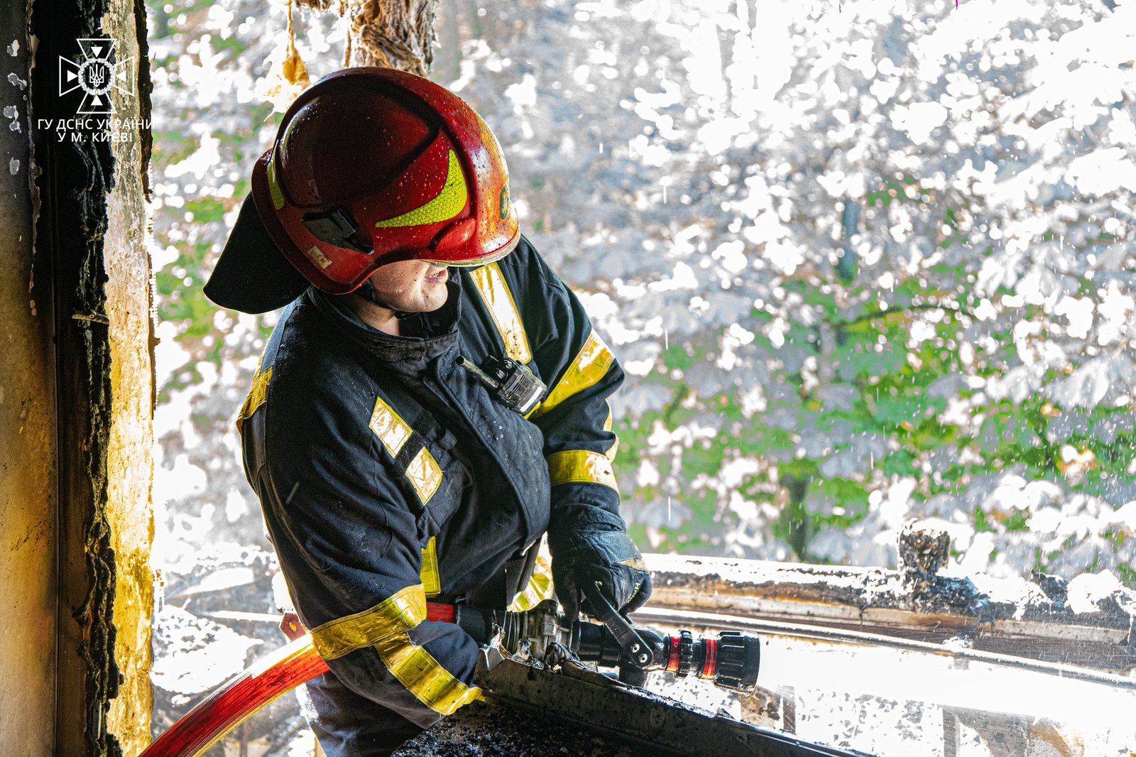 У Києві на Лук'янівці згоріла квартира 1