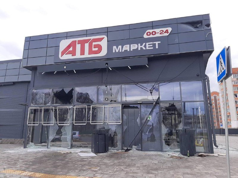 У Бучі відкрили відновлений магазин мережі АБТ: вже четвертий після деокупації 3