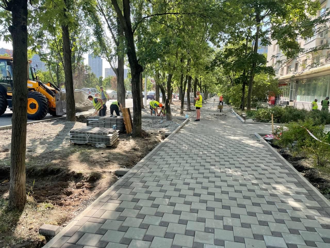 У Києві тривають капітальні ремонти і реконструкції 9-ти вулиць: де обмежений рух 3