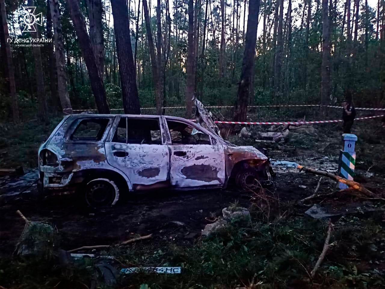 Наслідки обстрілу Київщини вночі 6 червня: згоріли автомобіли, пошкоджено гуртожиток 2
