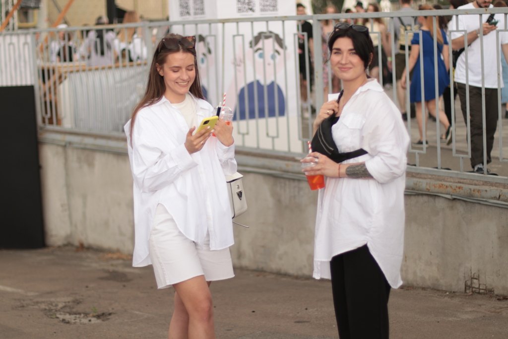 Олімпійський масштаб, танці під зливою та 600 000 за перший день: як у Києві почався благодійний Кураж 5