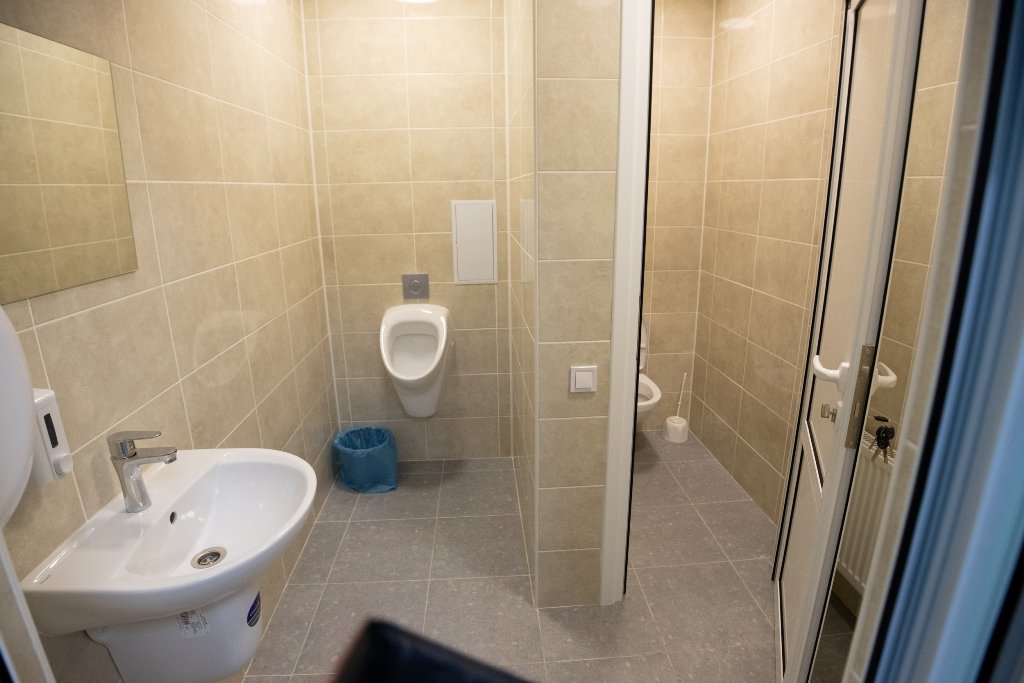 У Києві відремонтували приміщення Відділення екстреної медичної допомоги № 13: як зараз виглядає 5