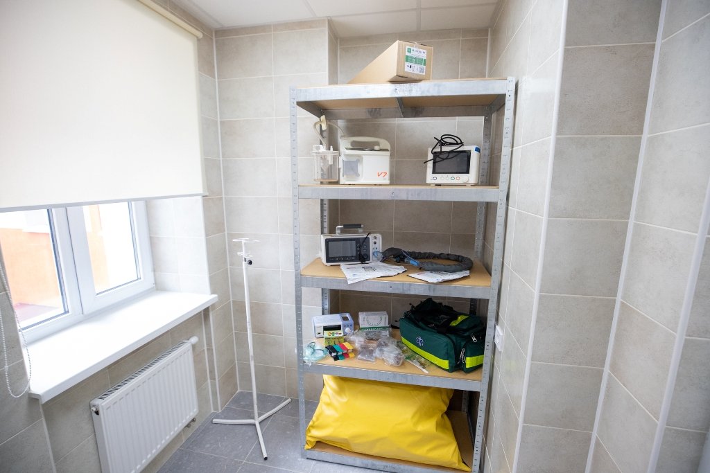 У Києві відремонтували приміщення Відділення екстреної медичної допомоги № 13: як зараз виглядає 7