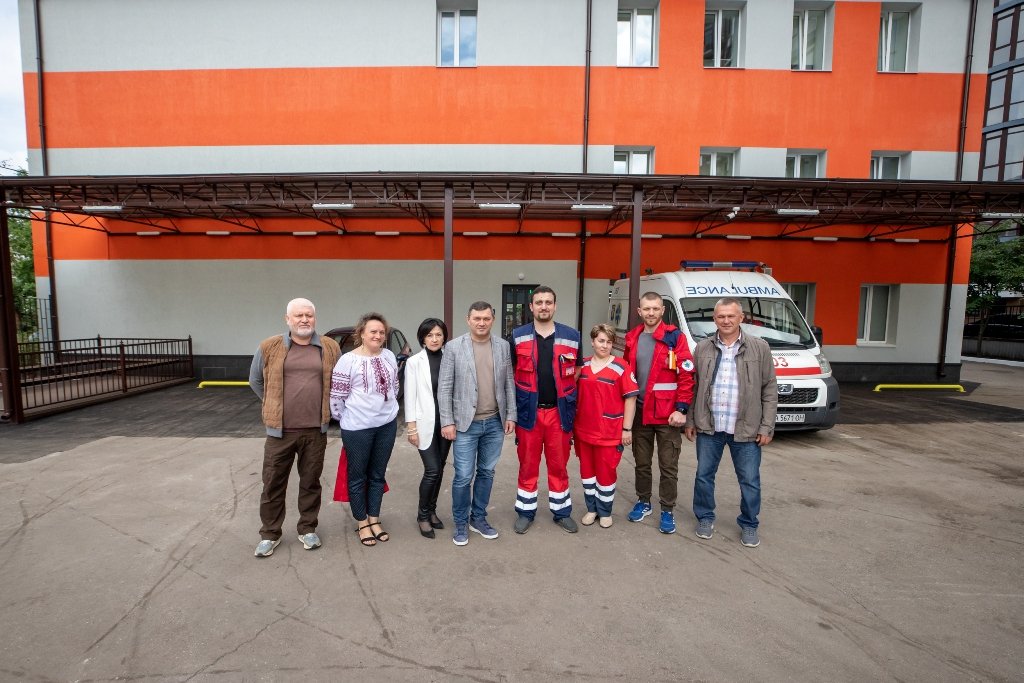 У Києві відремонтували приміщення Відділення екстреної медичної допомоги № 13: як зараз виглядає 12